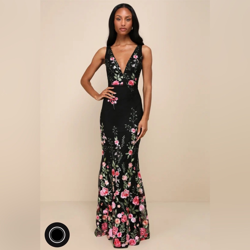 Soiree Blossom Black Floral
Embroidered Mermaid Maxi Dress
